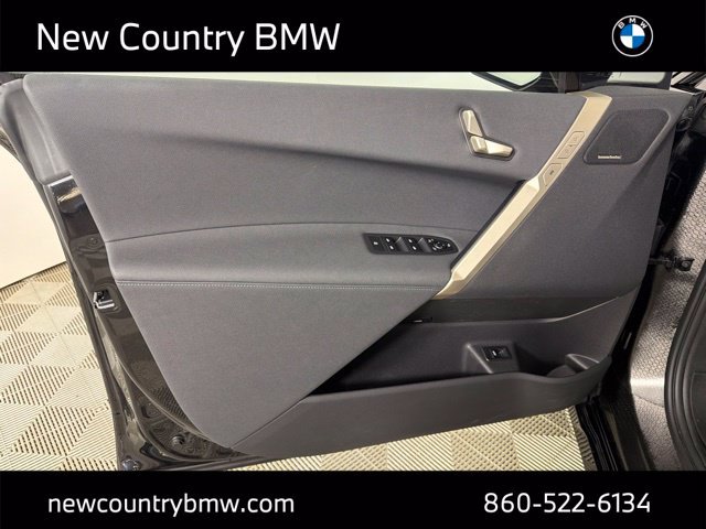 Used 2023 BMW iX xDrive50 w/ Sport Package AWD/4WD image 12