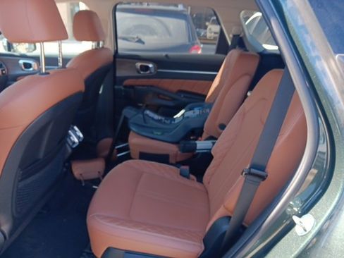 Certified 2023 Kia Sorento SX Prestige image 11