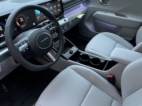 New 2026 Hyundai Kona SEL Premium image 8