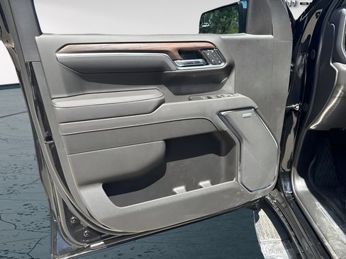 New 2026 GMC Sierra 1500 SLT RWD image 20