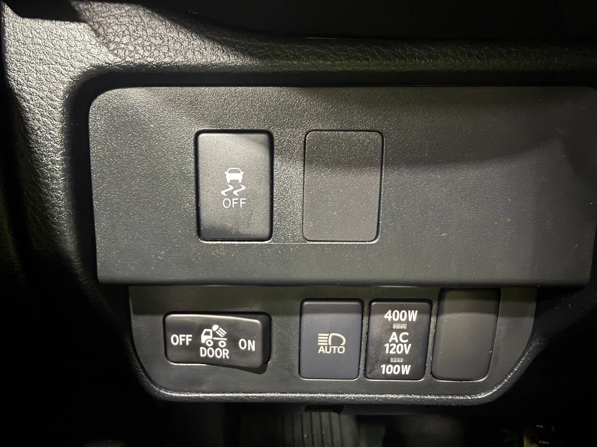 Used 2021 Toyota Tacoma TRD Off-Road AWD/4WD image 26