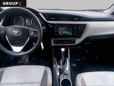 Certified 2018 Toyota Corolla LE FWD image 16