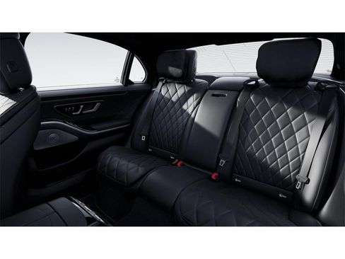 New 2025 Mercedes-Benz S 580 4MATIC Sedan image 5
