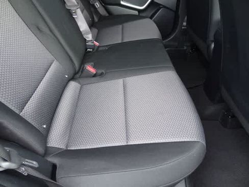 Used 2025 Kia Soul LX w/ LX Technology Package FWD image 9