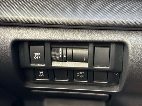 Used 2018 Subaru Crosstrek 2.0i Premium w/ Eyesight System AWD/4WD image 29