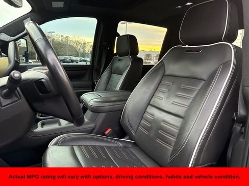 Used 2024 GMC Sierra 2500 AT4X image 14
