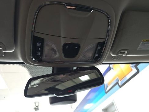 Used 2015 Jeep Cherokee Limited w/ Luxury Group AWD/4WD image 23