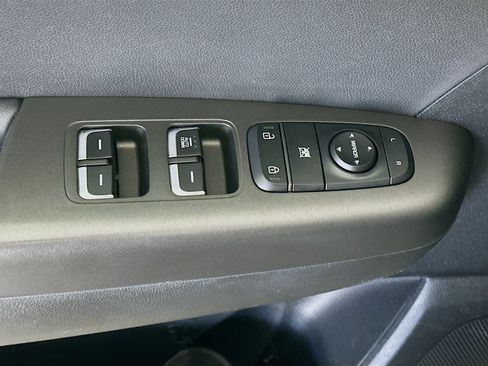 Used 2020 Kia Sportage LX AWD/4WD image 15