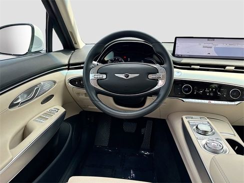 Used 2024 Genesis GV70 2.5T w/ Select Package image 22