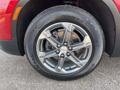 Used 2024 Chevrolet Blazer LT image 9