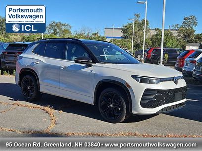 New 2025 Volkswagen Tiguan SE R-Line