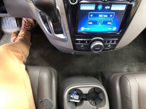 Used 2017 Honda Odyssey Touring image 20