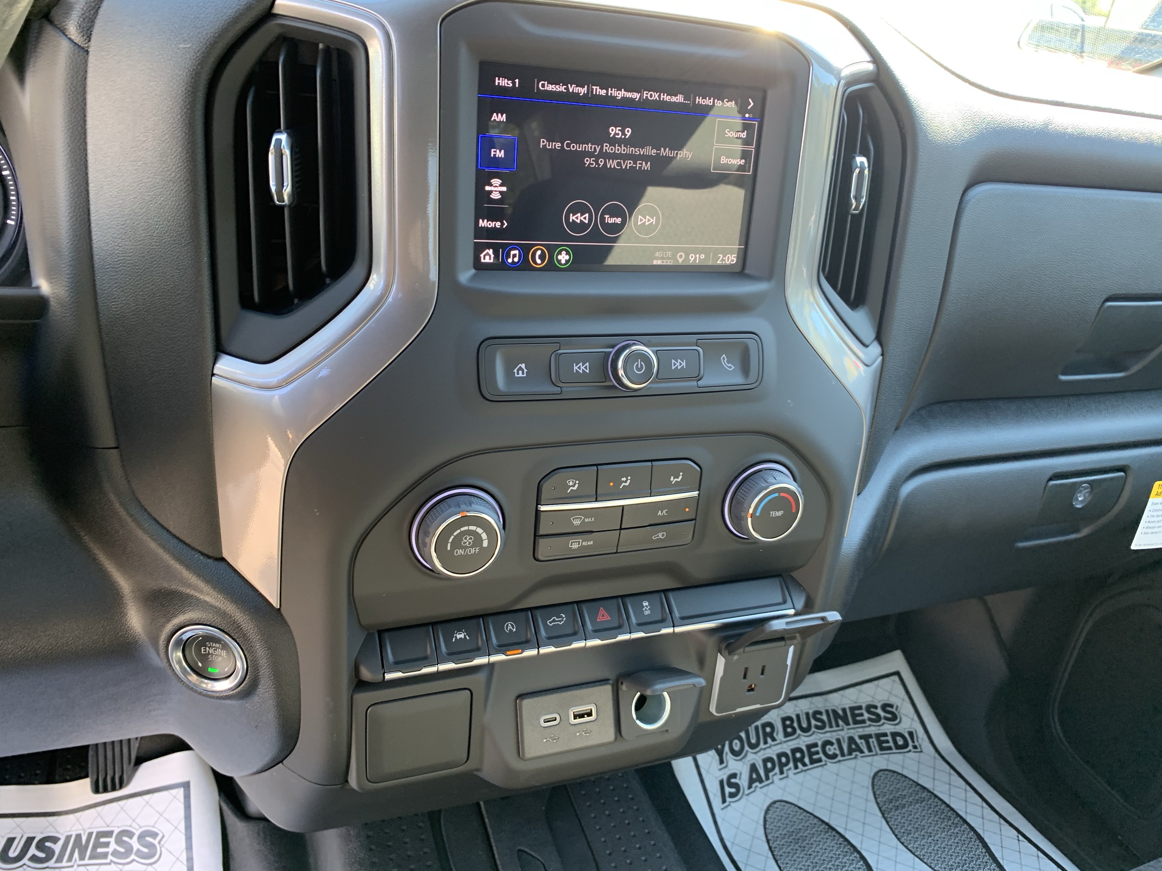 New 2026 Chevrolet Silverado 1500 Custom w/ Turbomax Blackout Package AWD/4WD image 14