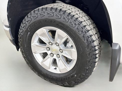 Used 2020 Chevrolet Silverado 1500 W/T w/ WT Convenience Package AWD/4WD image 26