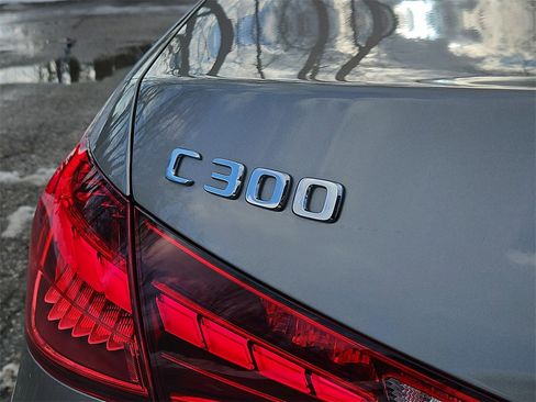 Used 2024 Mercedes-Benz C 300 4MATIC Sedan image 12