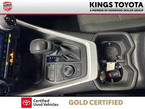 Used 2023 Toyota RAV4 AWD Hybrid image 19