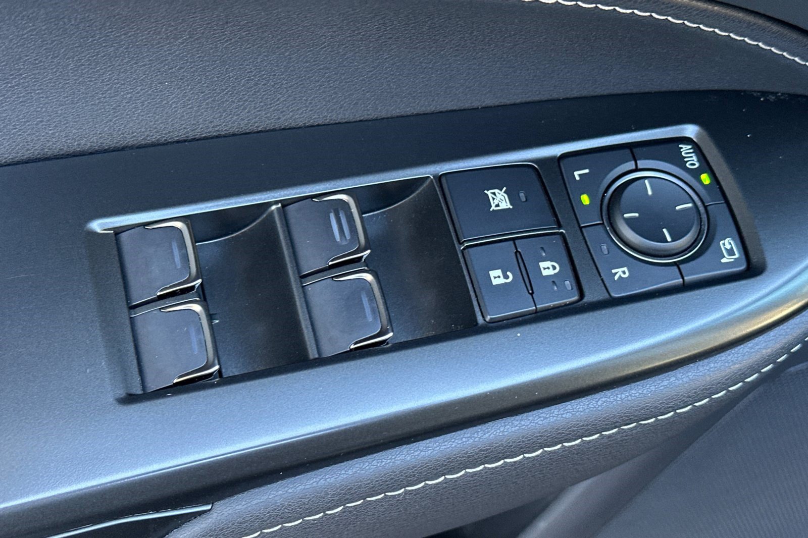 Certified 2024 Lexus NX 250 FWD w/ Premium Package image 14