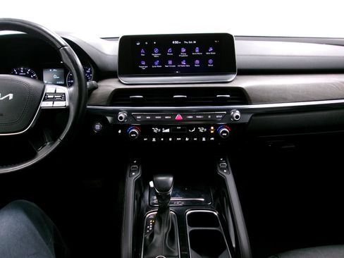Used 2022 Kia Telluride EX w/ EX Premium Package image 12