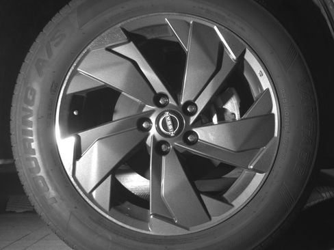 Used 2025 Nissan Rogue SV image 13