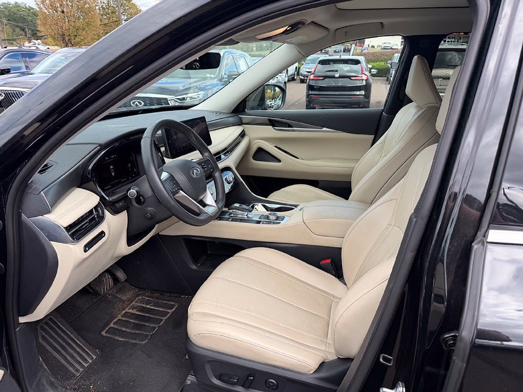 Certified 2023 INFINITI QX60 Luxe w/ Cargo Package AWD/4WD image 9