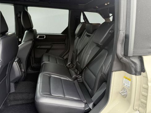 New 2026 Ford Bronco Outer Banks AWD/4WD image 10