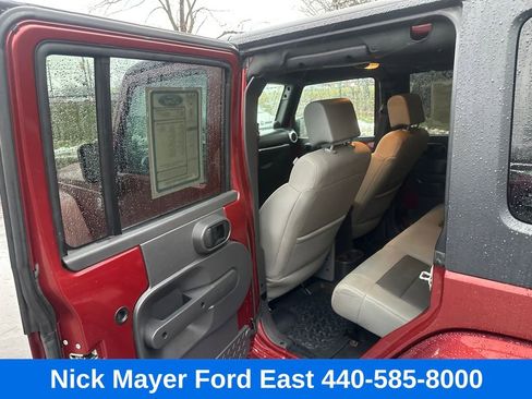 Used 2010 Jeep Wrangler Unlimited Sahara w/ Dual Top Group image 17