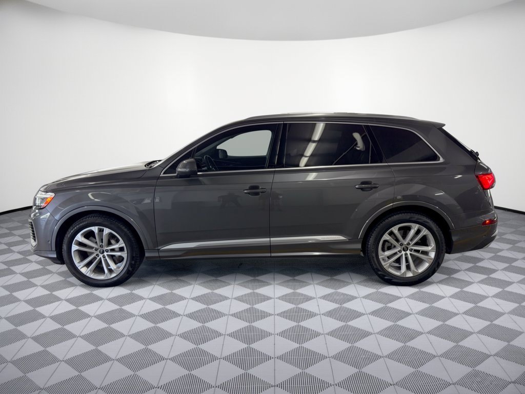 Used 2026 Audi Q7 3.0T Premium Plus w/ Premium Plus Package AWD/4WD image 2