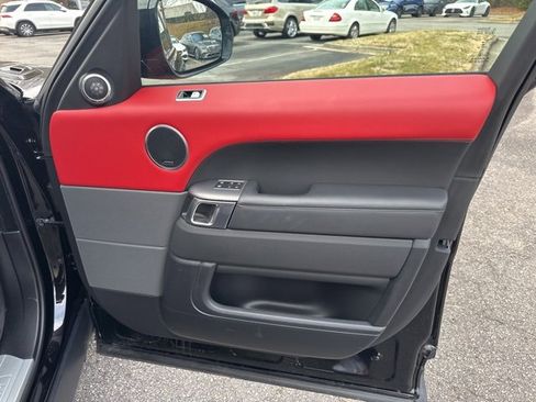 Used 2022 Land Rover Range Rover Sport HST image 20