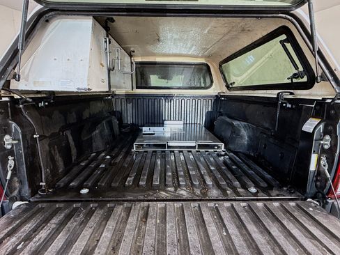 Used 2020 Toyota Tacoma SR image 34