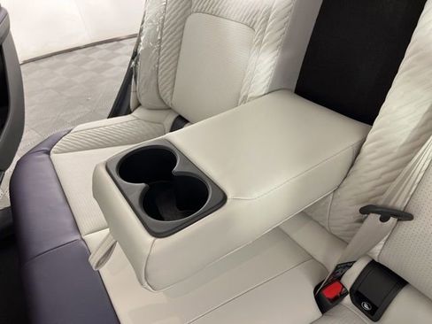 New 2026 Nissan Leaf Platinum+ w/ Cargo Package (Platinum+) image 44