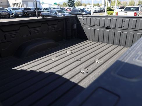 New 2026 GMC Sierra 3500 AT4 w/ AT4 Premium Plus Package AWD/4WD image 23