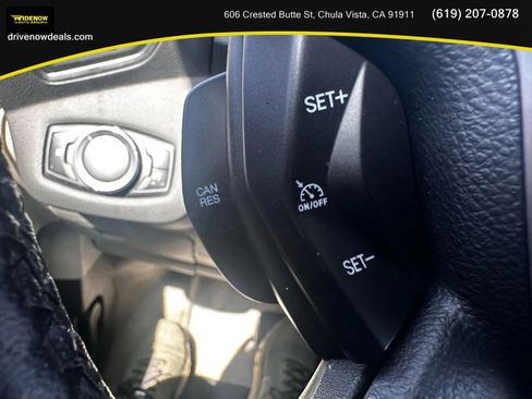 Used 2013 Ford C-MAX Energi SEL FWD image 27