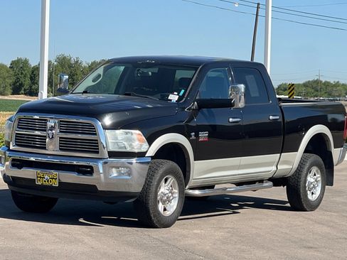 Used 2010 Dodge Ram 2500 Truck Laramie AWD/4WD image 8