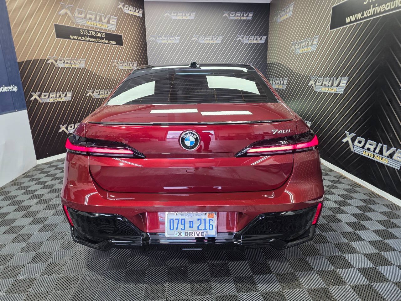Used 2026 BMW 740i RWD image 16