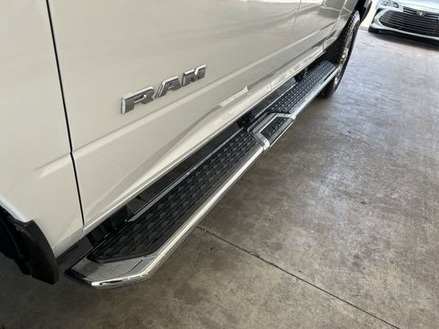Used 2025 RAM 2500 Big Horn AWD/4WD image 17
