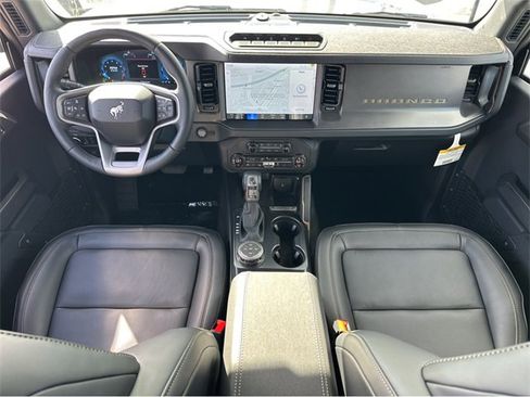 New 2025 Ford Bronco Badlands image 15