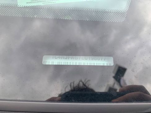 Used 2020 Jeep Grand Cherokee Laredo w/ Laredo X Package image 9