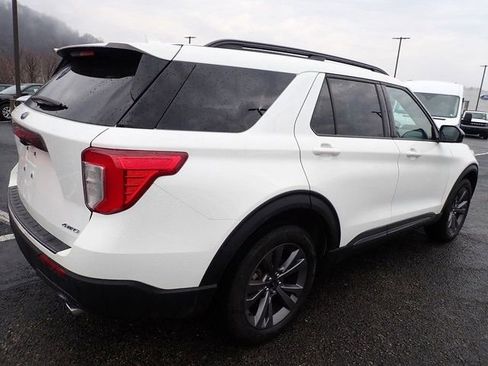 Certified 2023 Ford Explorer XLT w/ Equipment Group 202A image 9