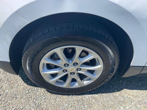 Used 2018 Chevrolet Equinox LS AWD/4WD image 28