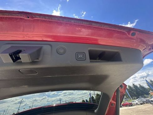 Used 2024 Chevrolet Equinox LT w/ LPO, Floor Liner Package FWD image 44