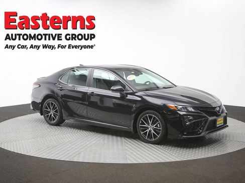Used 2024 Toyota Camry SE w/ Cold Weather Package FWD image 50