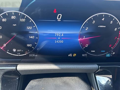 Used 2025 Mercedes-Benz GLA 250 image 24