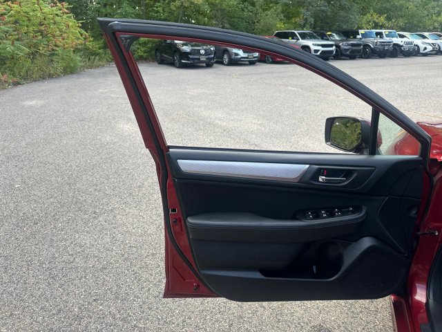 Used 2015 Subaru Legacy 2.5i Premium AWD/4WD image 23