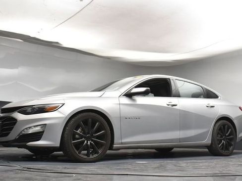 Used 2022 Chevrolet Malibu LT image 34