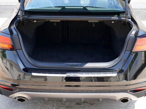 Used 2022 Nissan Altima 2.5 SR w/ Midnight Edition Package FWD image 9