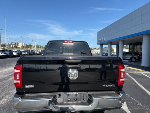 Used 2024 RAM 3500 Tradesman w/ Chrome Appearance Group AWD/4WD image 5