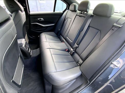 Used 2019 BMW 330i xDrive 330i xDrive w/ Driving Assistance Package image 20