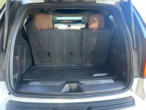 Used 2022 Chevrolet Tahoe High Country image 39