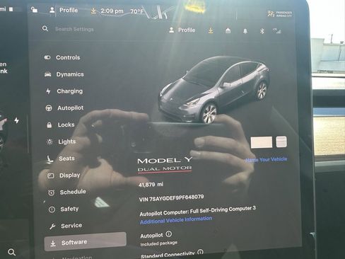 Used 2023 Tesla Model Y Performance image 22