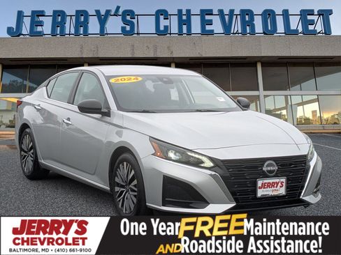 Used 2024 Nissan Altima 2.5 SV FWD image 1